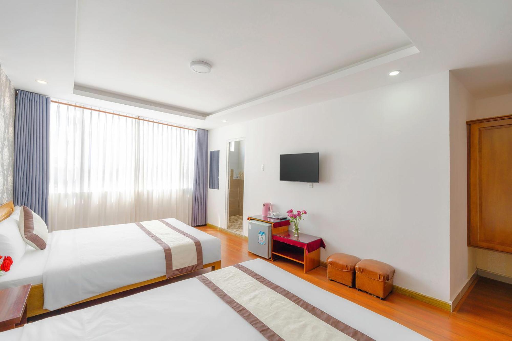 Nam Phuong Dalat Central Exterior photo